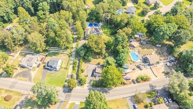 Building Photo - 143 Rocky Point Landing Rd