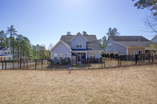 Building Photo - "Spacious 4-Bedroom Home with 2.5 Baths in...