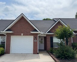 Building Photo - 3553 Oak Villa Way