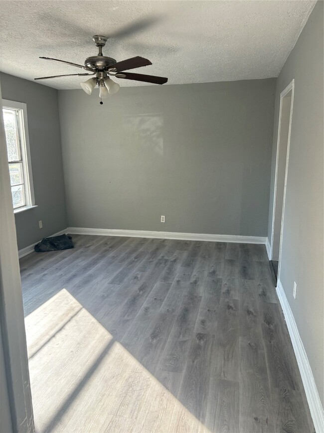 Building Photo - 1503 16th St