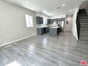 Building Photo - 1123 Browning Blvd