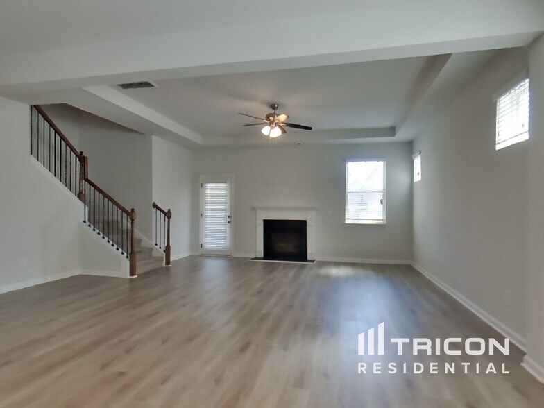 Building Photo - 7582 Crawford Ct