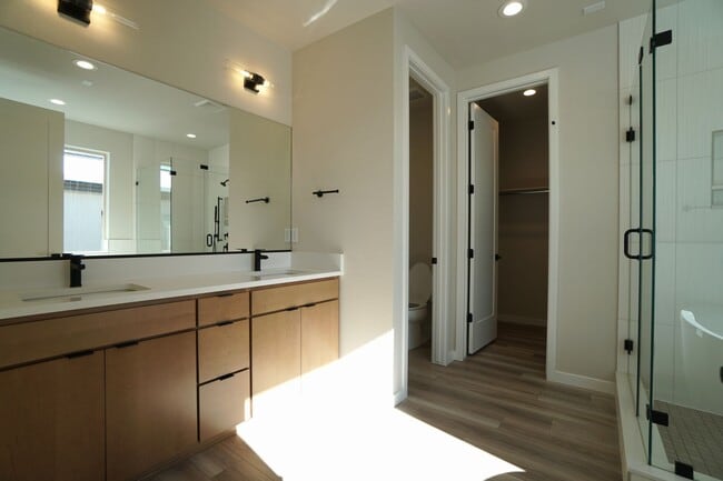 Building Photo - 3020 Virga Lp