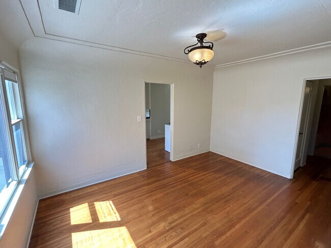 Building Photo - Truly Adorable Tudor Style 2 Bed 1 Bath Home in Anaheim!
