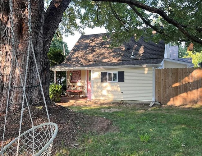 Building Photo - 88 Oxford Ave