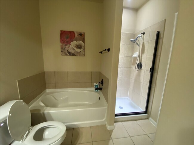 Building Photo - 19606 Green Oasis Ct