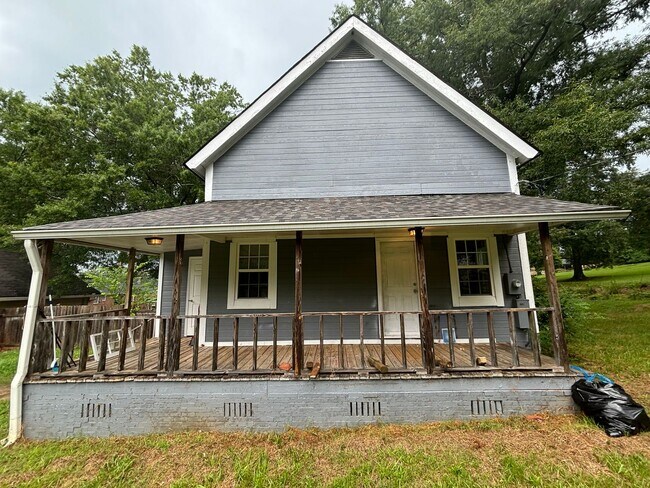 Building Photo - 201/203 Grove Avenue