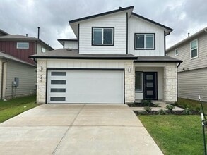 Building Photo - 545 Wilshire Rd