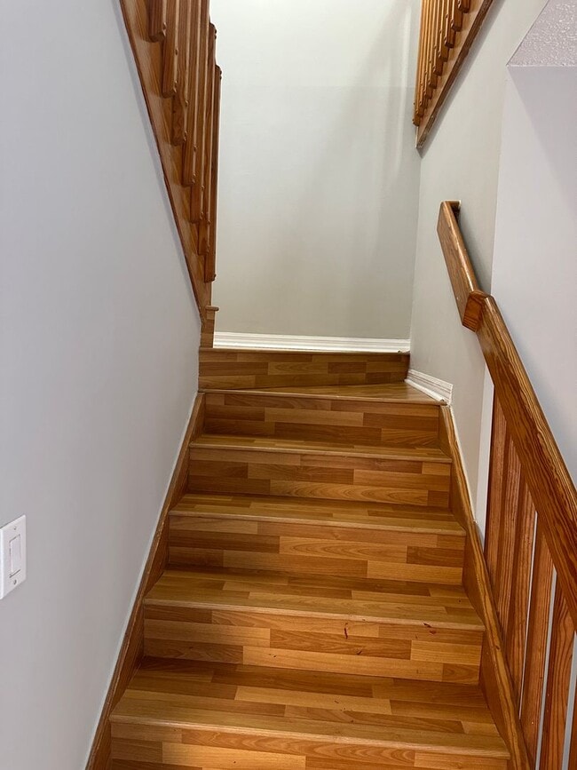 Building Photo - Single Family house in Silver Lakes - Pemb...