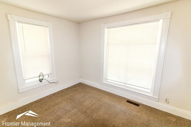 Building Photo - 926 Colorado St