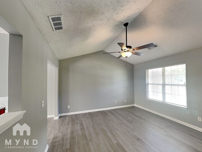 Building Photo - 4722 Coker Dr