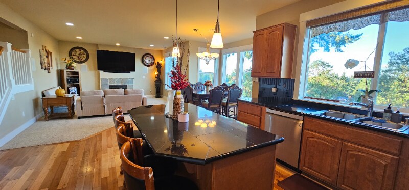 Building Photo - 9003 105 Ave SW