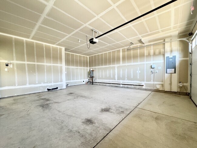 Building Photo - 1603 37th Ave