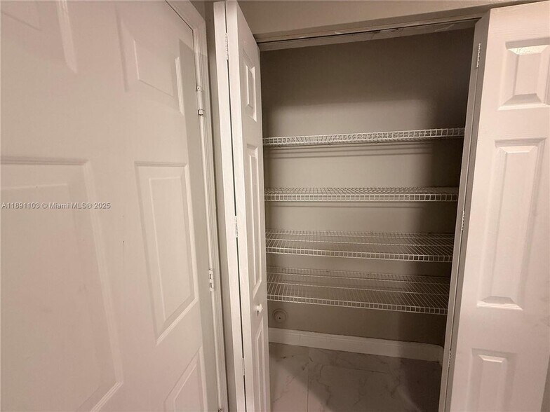 Building Photo - 12591 NW 57th Pl