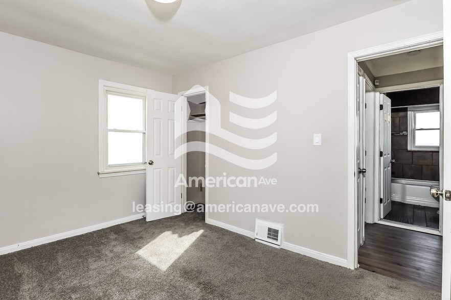 Building Photo - 2062 Champaign Rd