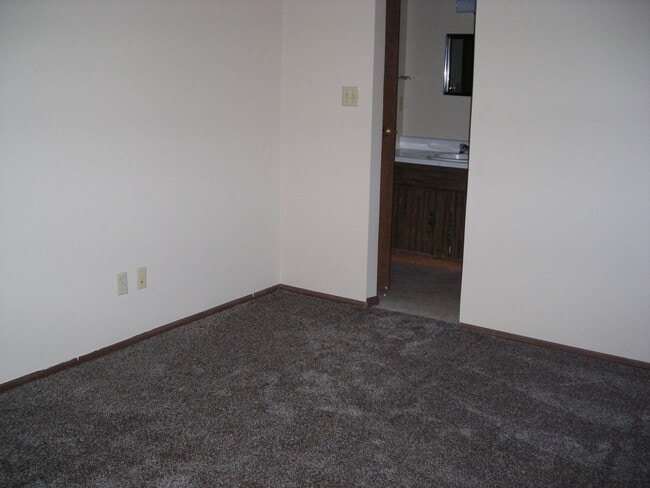 Building Photo - Premier Home Rentals