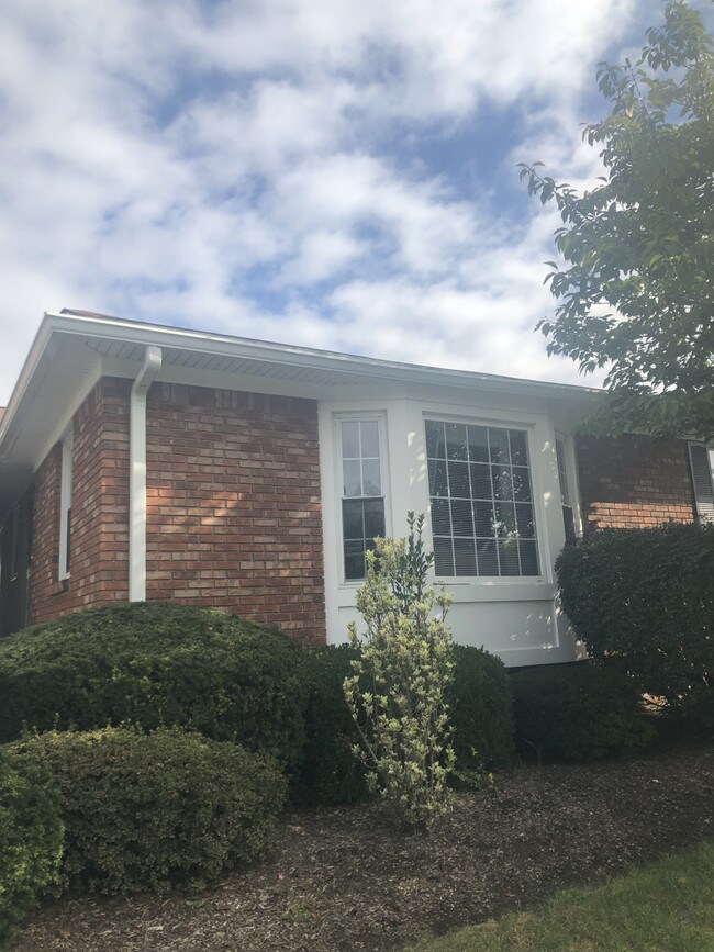 Florham Park Rentals 99 Brandy Dr Florham Park NJ 07932 Apartment