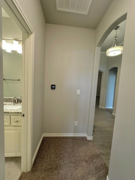 Building Photo - 5311 Hagen Ct