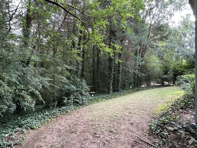 Building Photo - Refreshed 4 Bed home in Ballantyne
