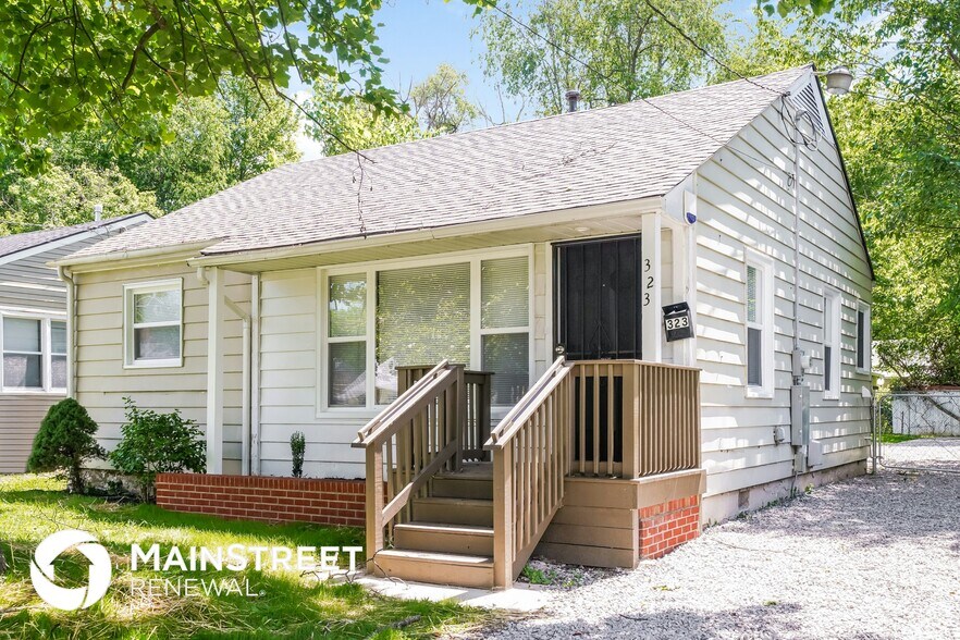 Building Photo - 323 N 43rd St