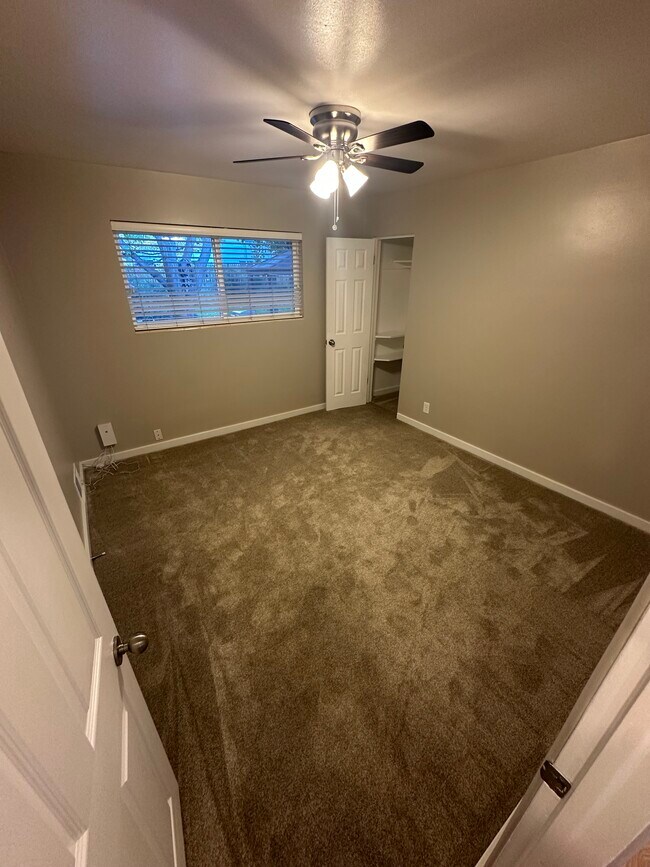 Building Photo - BEREA PROPERTY ( PRIVATE)