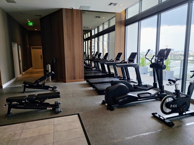 Building Photo - 190 SW 8th St