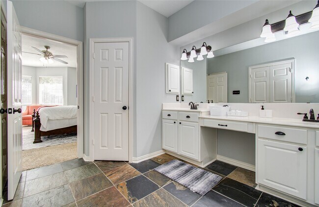 Building Photo - 4907 Mountain Fork