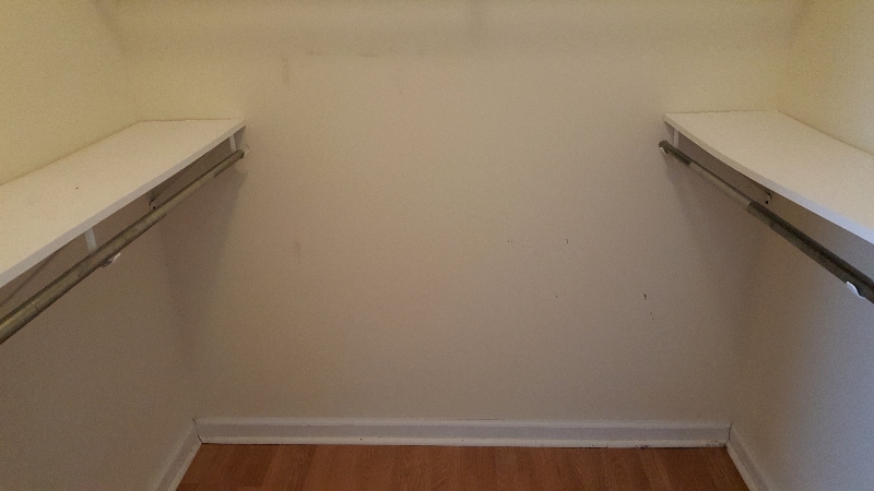 Building Photo - 608 Windcrest Dr