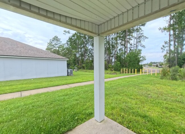 Building Photo - 70409 Winding River Dr