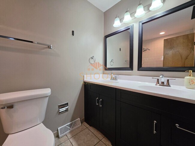 Building Photo - FRESH 4 BR HOME CLOSE TO EVERYTHING IN WEST LAFAYETTE