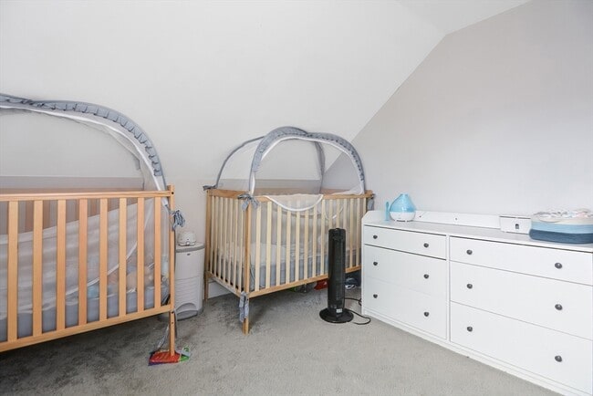 Building Photo - 21 Cemetery St