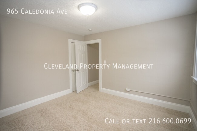 Building Photo - 965 Caledonia Ave