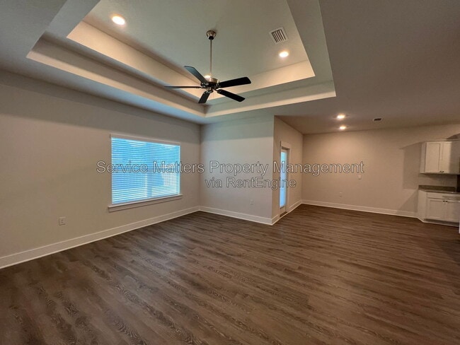 Building Photo - 5781 Danbury Blvd