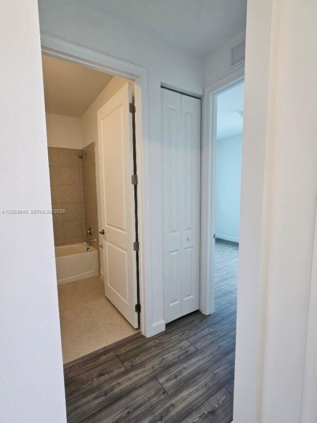 Building Photo - 5859 Shining Sea Ct