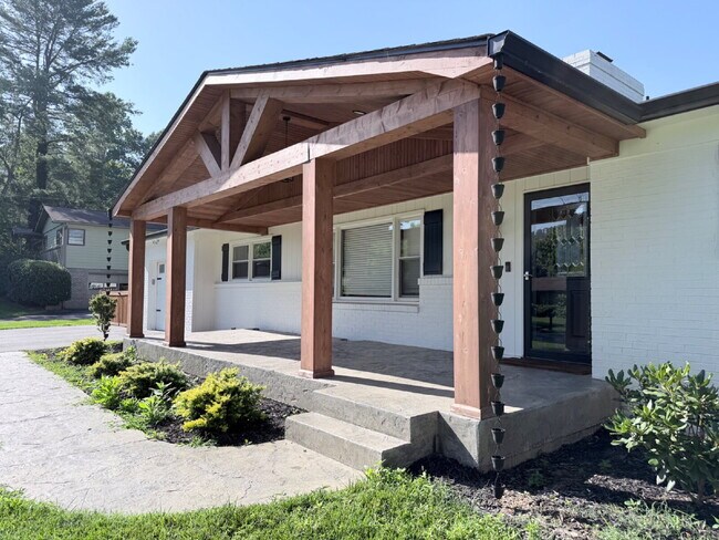 Building Photo - Updated 3BR Home in Beaver Lake | Fenced Yard, Garage, Covered Porch & Outdoor Fireplace | Pet Fr...