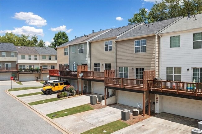 Building Photo - 605 Market Pl Ln