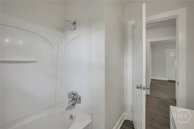 Building Photo - 405 S Baldwin Cir