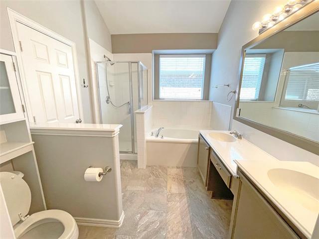 Building Photo - 1906 Pecan Grove Dr