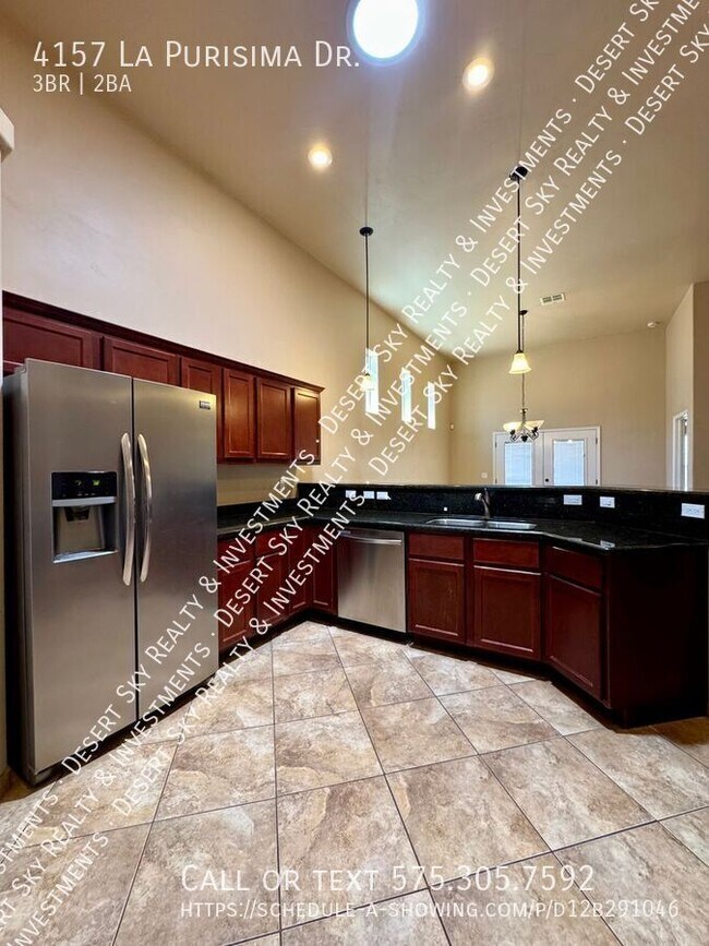 Building Photo - 4157 La Purisima Dr