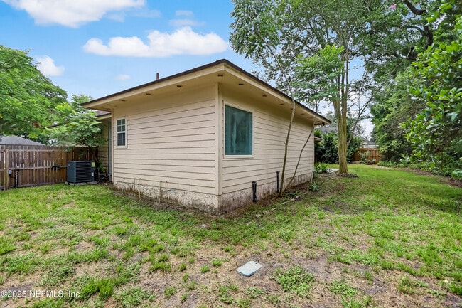 Building Photo - 12614 Steeplechase Ln