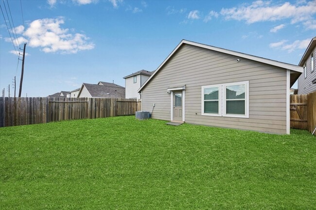 Building Photo - 7931 Tuscan Cypress Dr