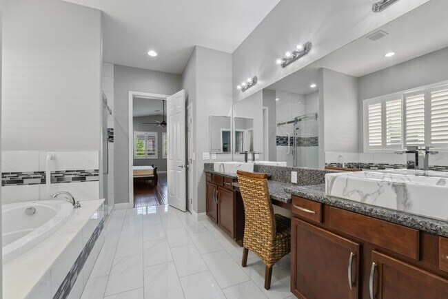Building Photo - Single Story with a  Covered Spa, Cover Pa...