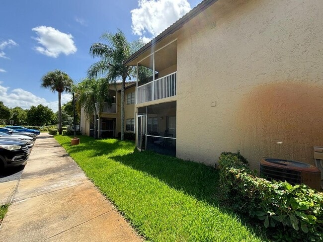 Building Photo - 11592 NW 43rd Ct