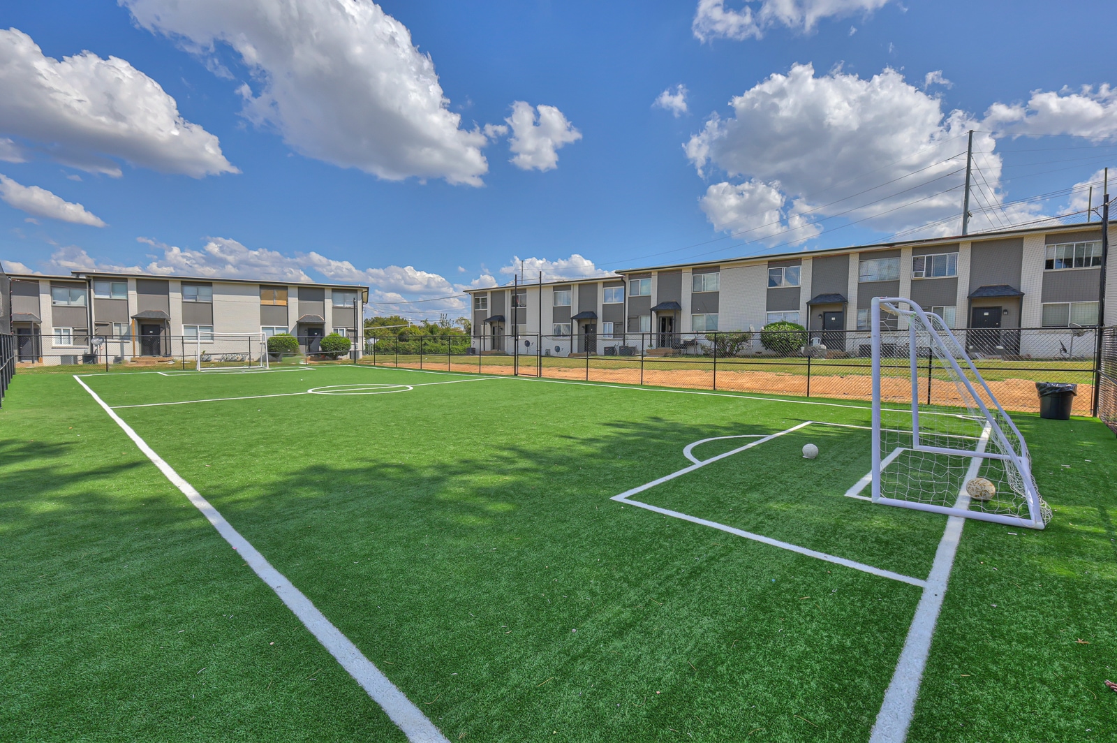 Building Photo - 914 Winthorne Dr