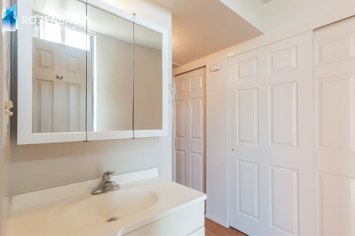 Building Photo - 770 N Dodge Blvd