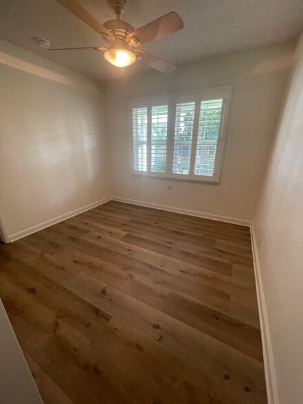 Building Photo - 1631 Del Amo Blvd