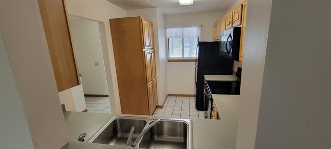 Building Photo - 5 Moultrie Creek Cir