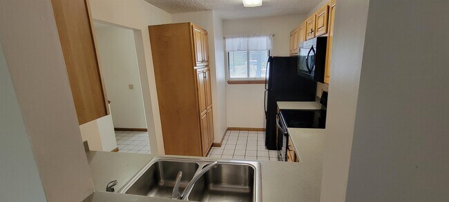 Building Photo - 5 Moultrie Creek Cir