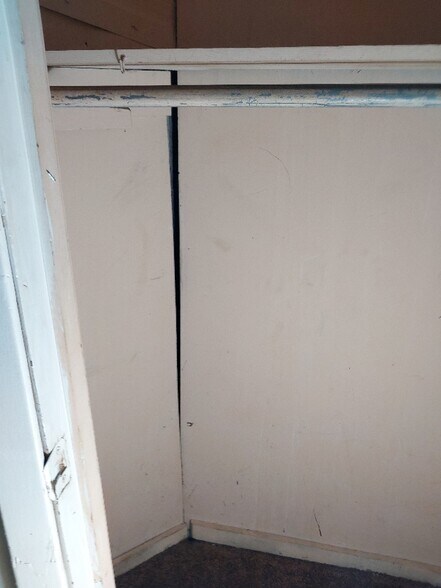 Building Photo - 107 South St