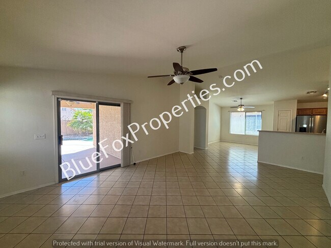 Building Photo - 7135 S Oakbank Dr